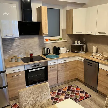Brookforest Belvarosi * Debrecen
