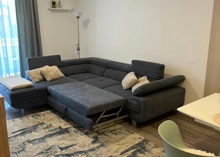 Brookforest Belvarosi דברצן